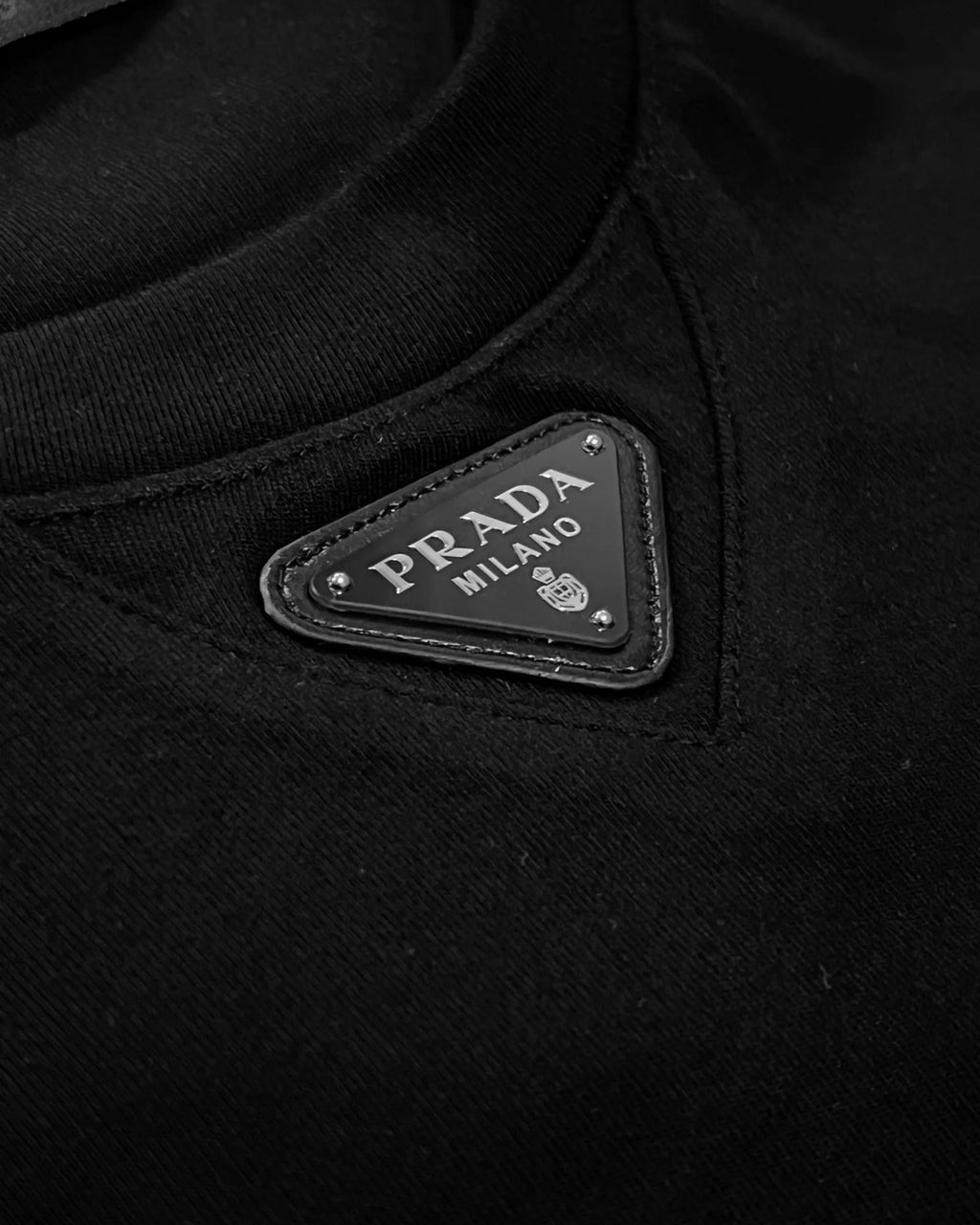Prada - Neck Logo T-Shirt - Black