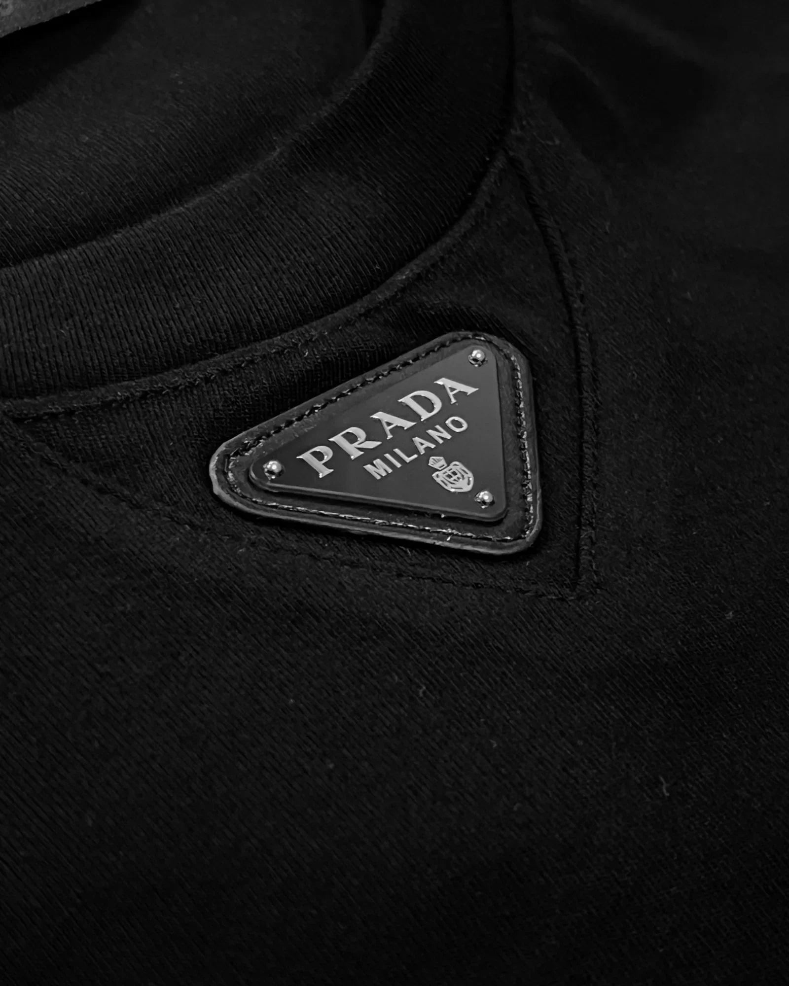 Prada - Neck Logo T-Shirt - Black