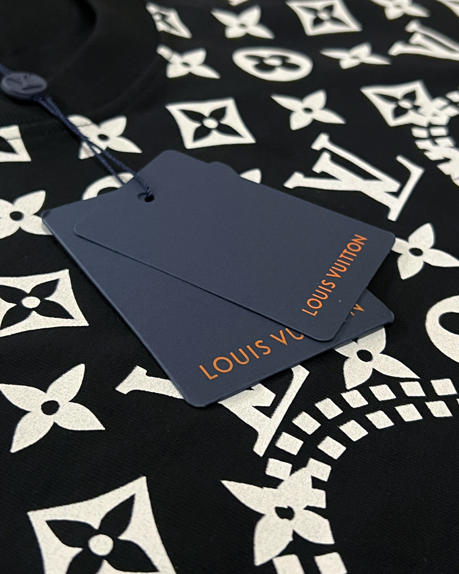 LVTN - Drip Pattern T-Shirt - Black