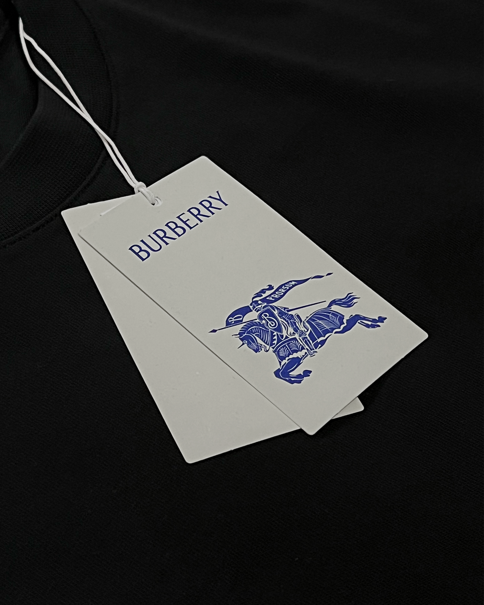 Burberry - Bee Graphic T-Shirt - Black