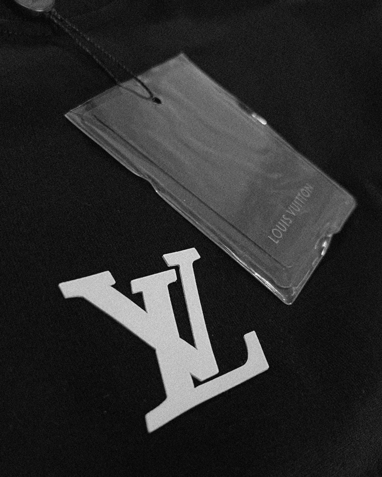 Louis Vuitton - LV Rubber Logo T-Shirt - Black