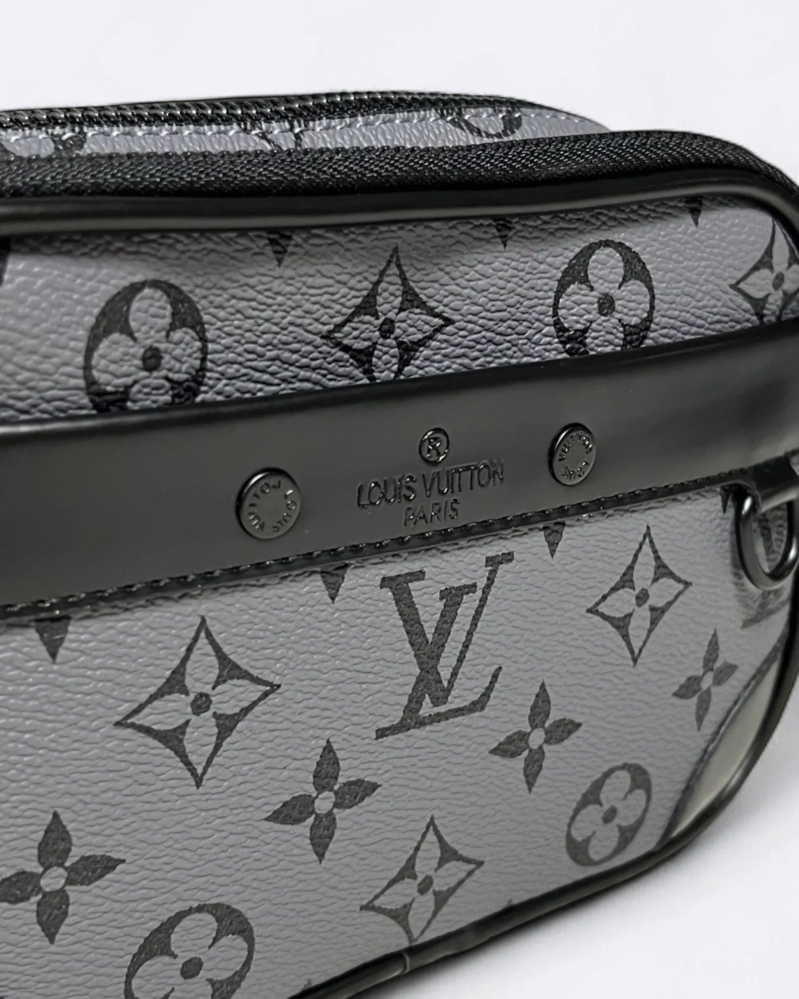 LVTN - Alpha Crossbody Bag - Gray