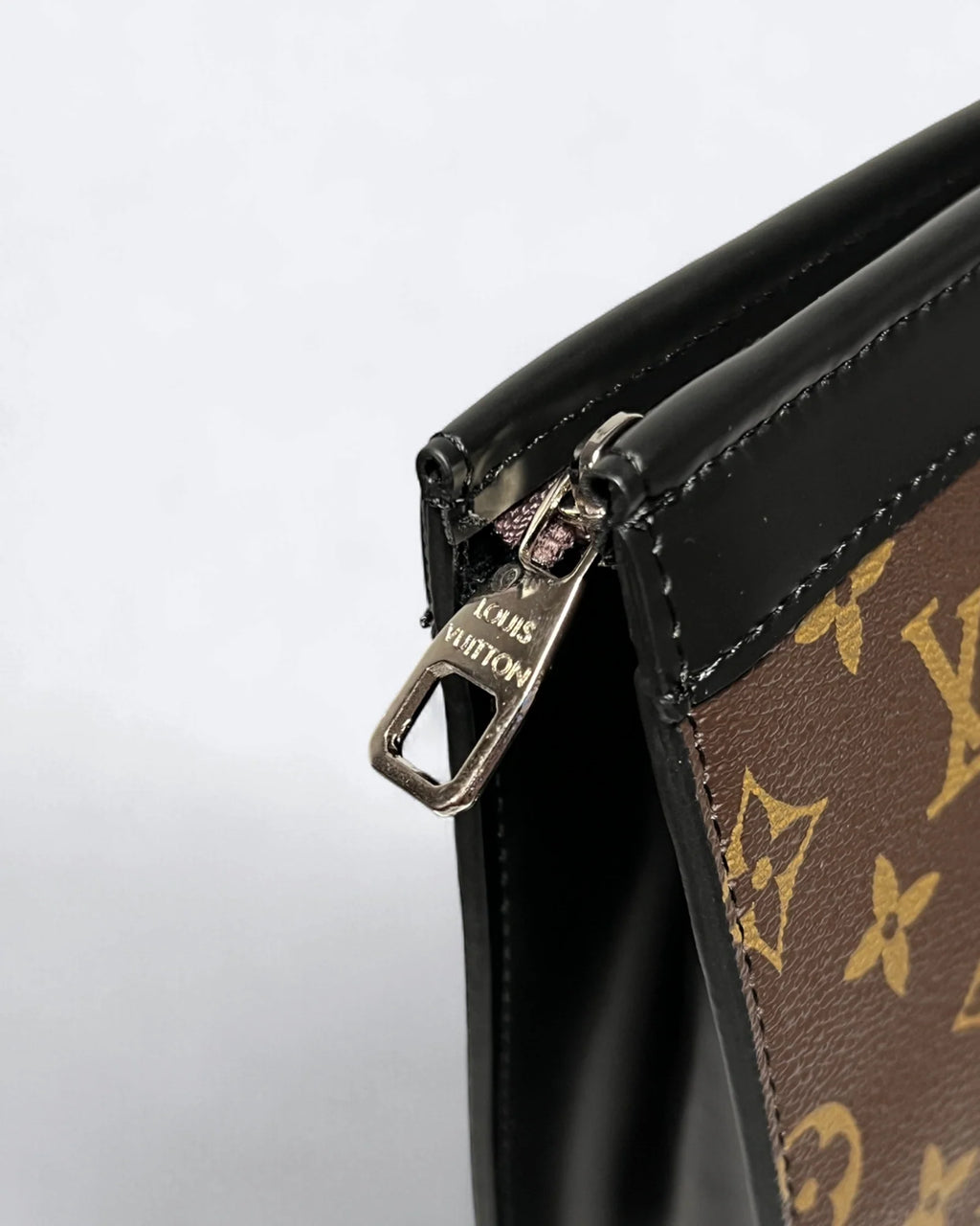 LVTN - Pattern Clutch - Brown