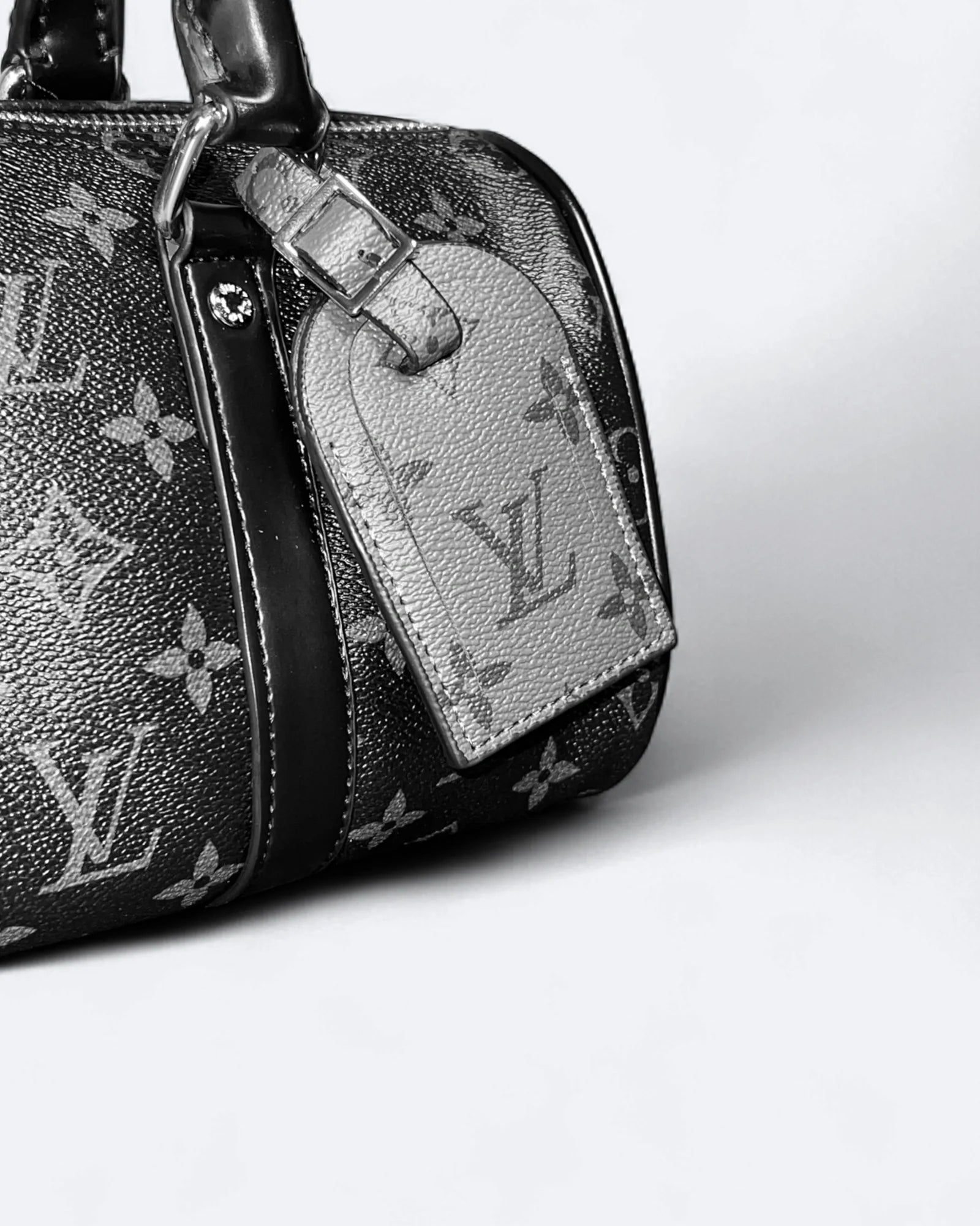 LVTN - Small Duffle Handbag - Black