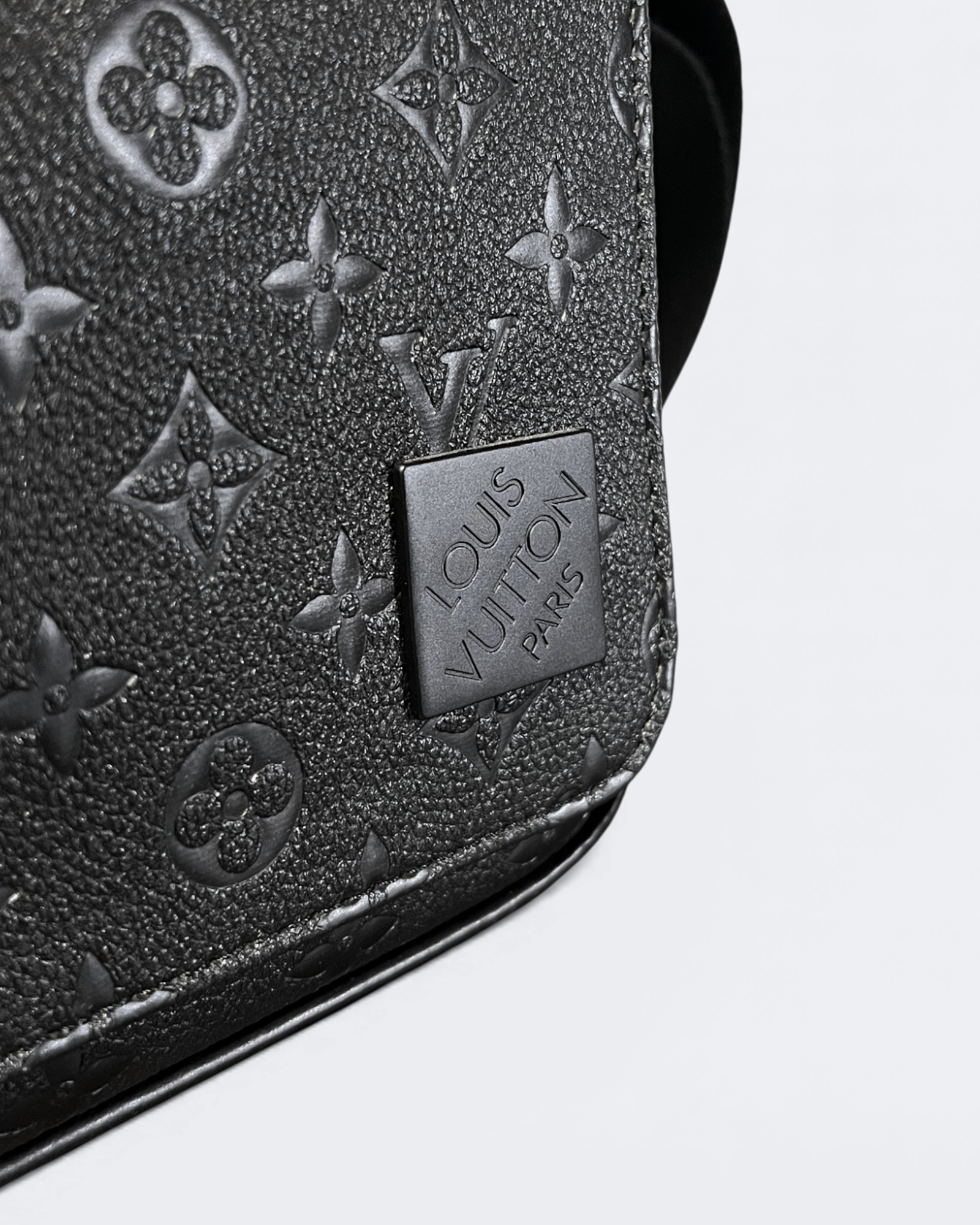 LVTN - Pattern Embossed Messenger Bag - Black