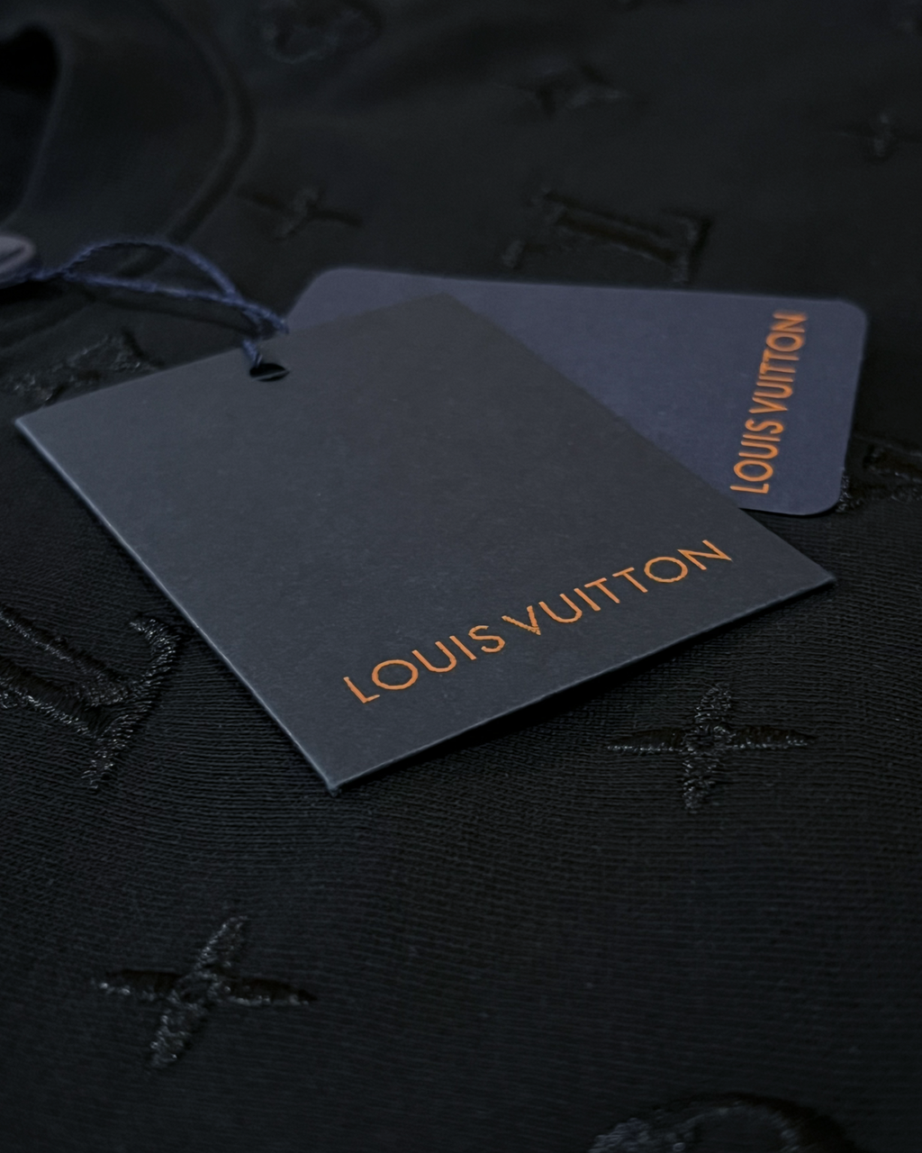 LVTN - Wave Pattern Embroidery Sweatshirt - Black