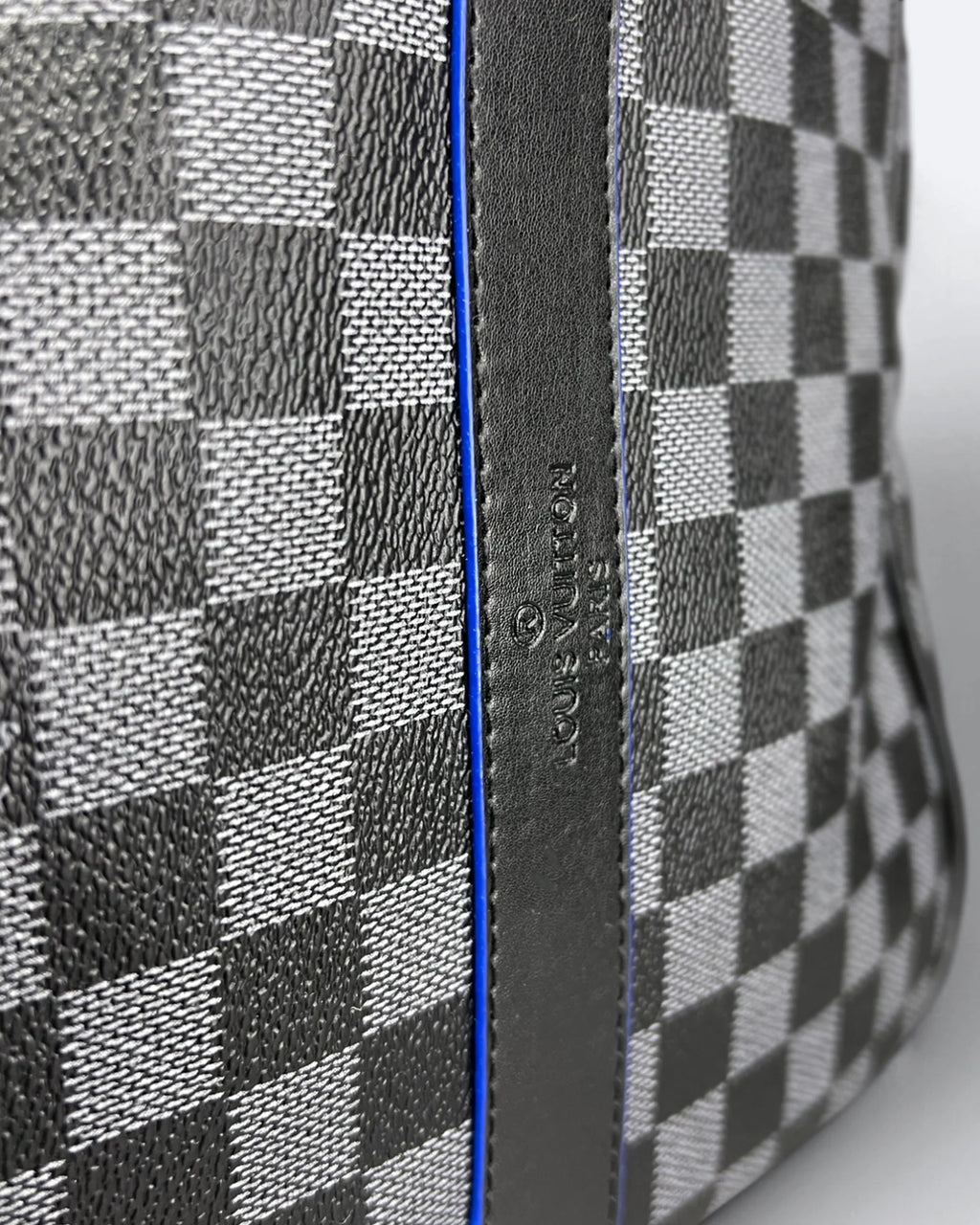 Louis Vuitton - Damier Duffle Bag - Black