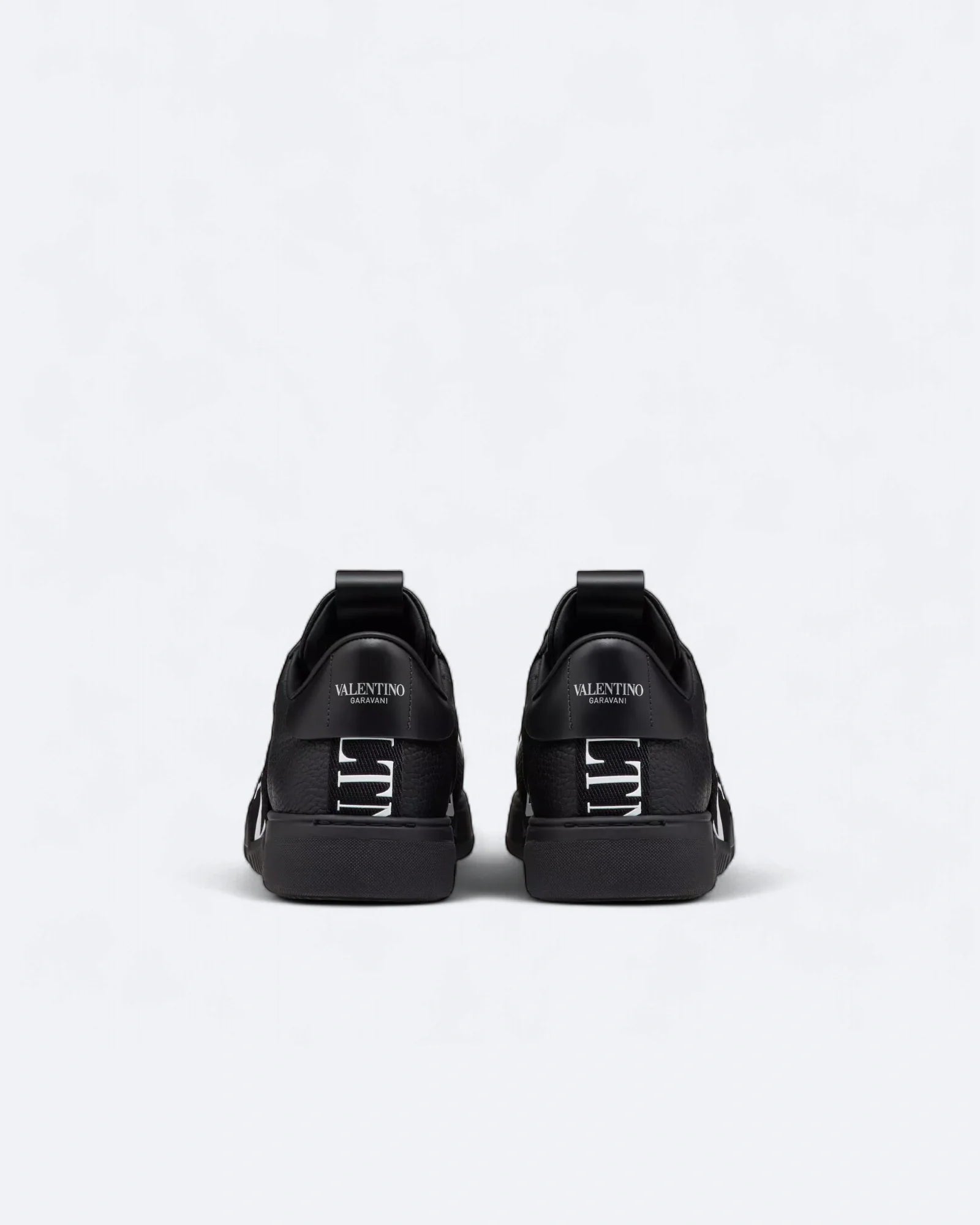 Valentino - Low-Top Calfskin Vl7N Sneakers - Black